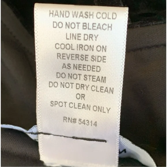 B DARLIN BLACK VELVET MINI PARTY DRESS WITH RHINESTONE BOW. Junior 9-10 - Picture 8 of 8